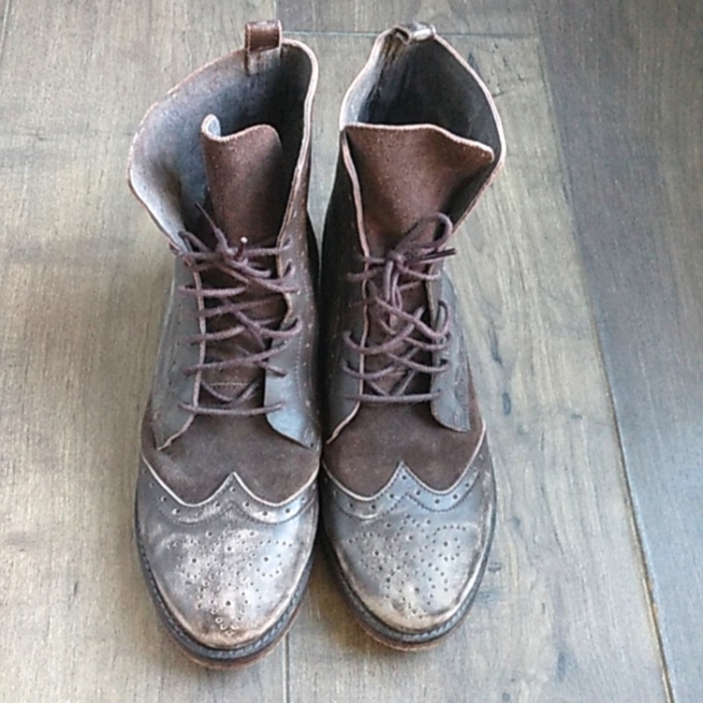 FREE PEOPLE BROWN DISTRESSED WING TIP LACE UP BOOTS WOMANS 40/10
